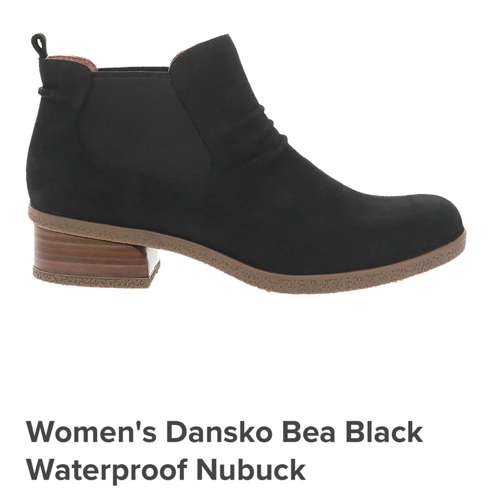 Dansko Bea Black Waterproof Nubuck Ankle Boot size 40